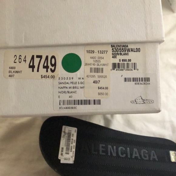 Balenciaga Logo Pool Slides - Picture 3 of 5